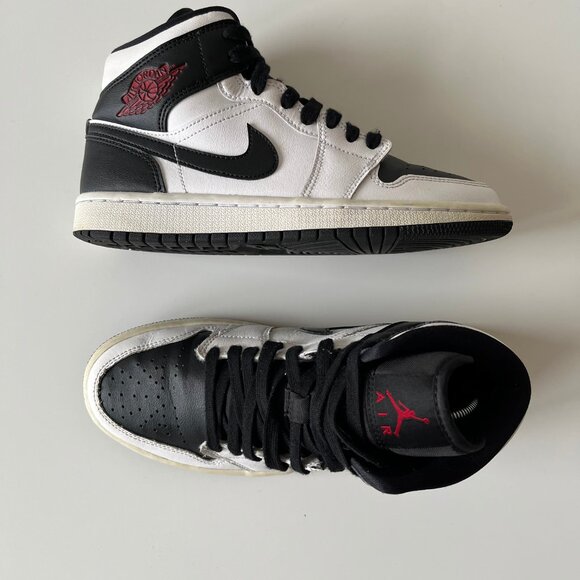 Nike Air Jordan 1 Mid Reverse Black Toe AJ1 White Black 7.0 Womens Sneaker rare main image 7